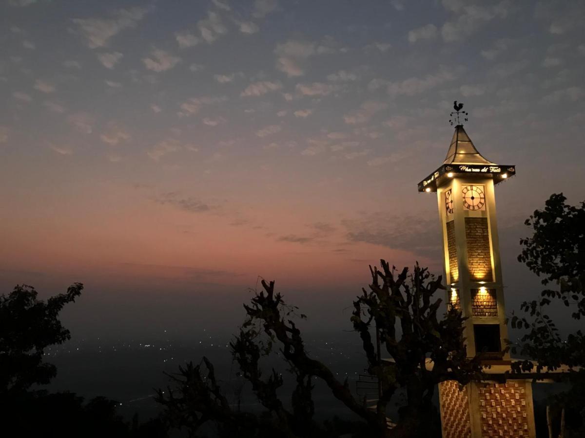Chateau De Tatli - Hilltop - דהראדון מראה חיצוני תמונה